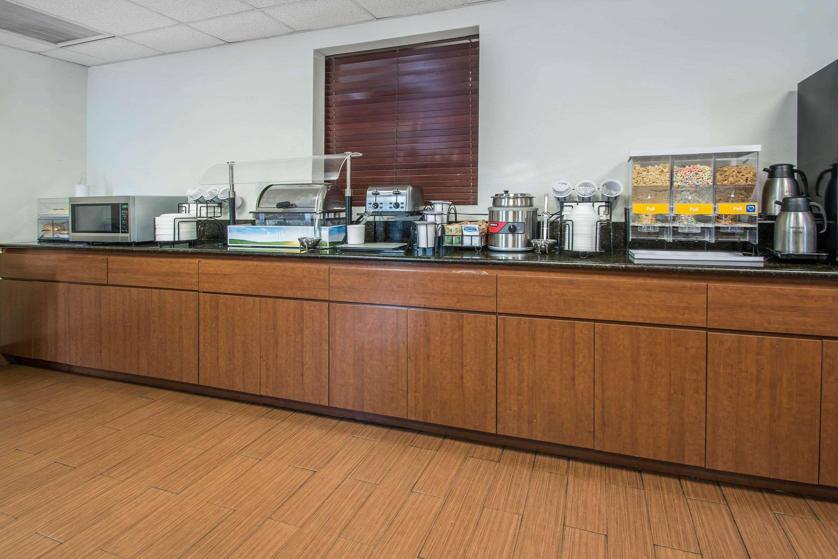 Hotel Comfort & Lauderdale West Turnpike Lauderdale Lakes
