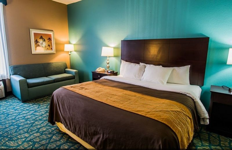 Comfort & Lauderdale West Turnpike 2* Lauderdale Lakes
